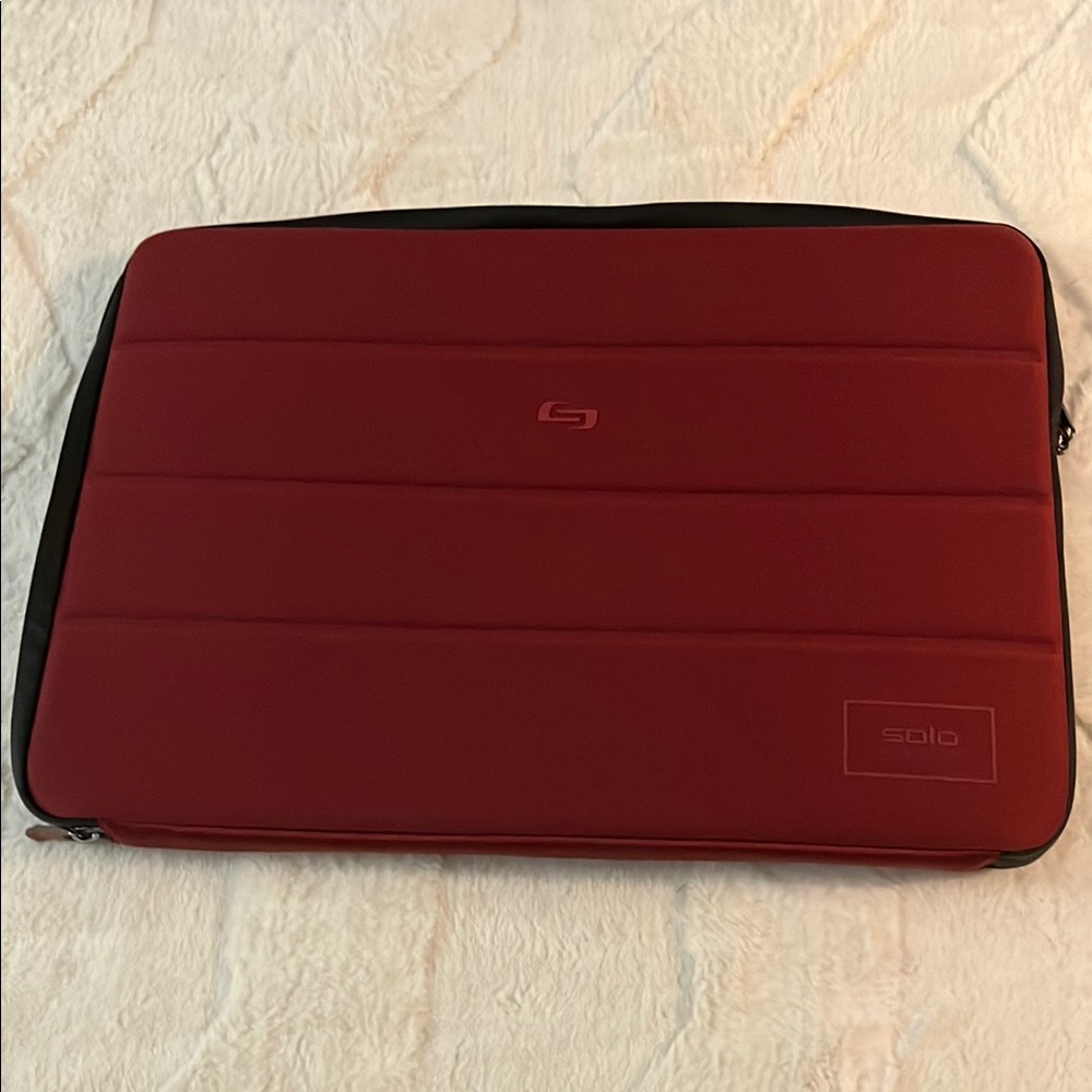 NWOT- Padded Lap Top Sleeve